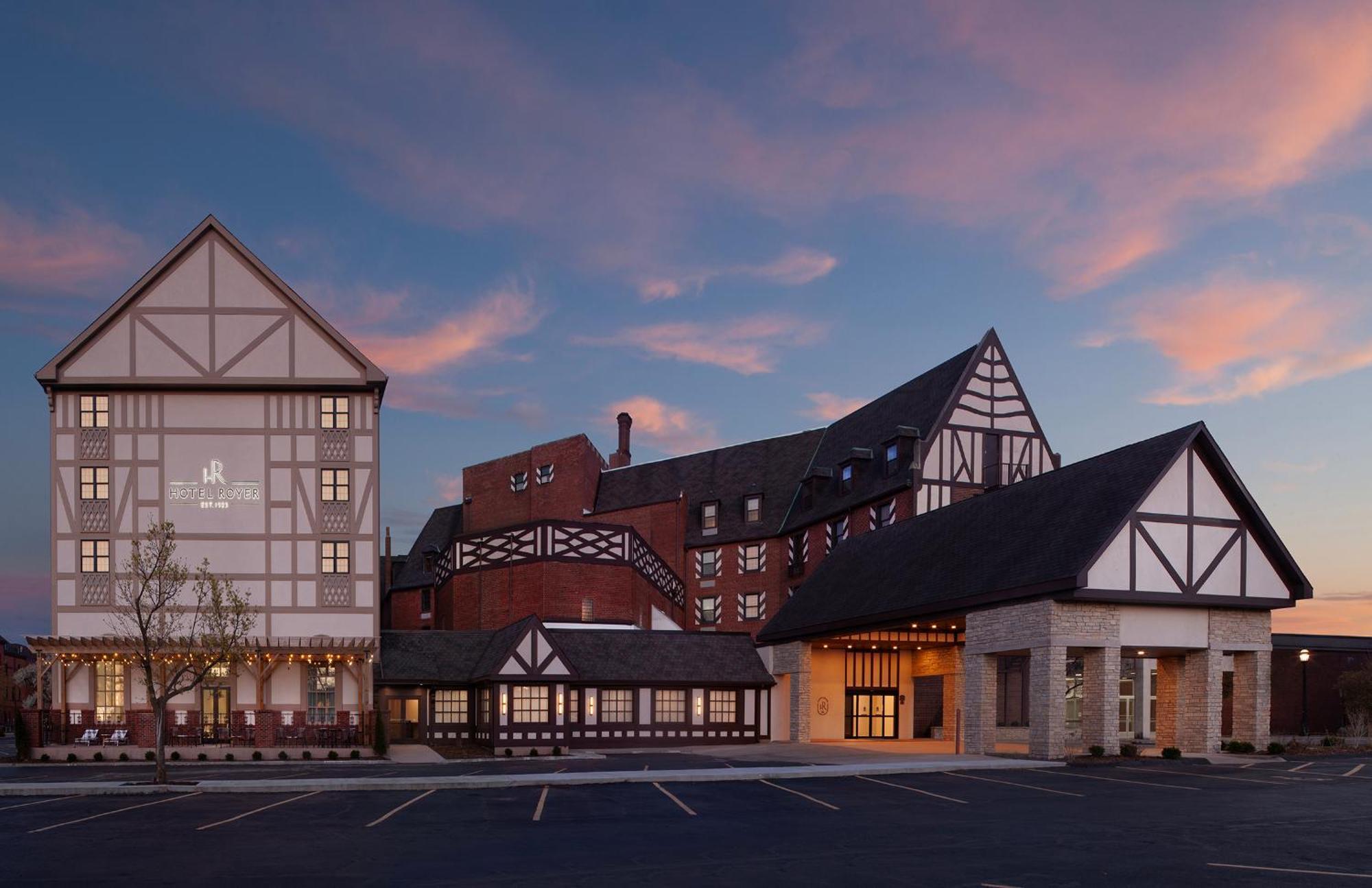Hotel Royer Champaign-Urbana Екстериор снимка